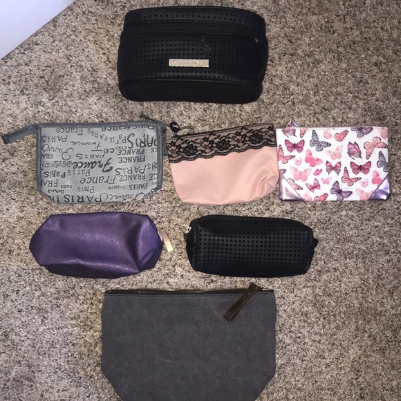 Handbags - Set of 7 makeup bags